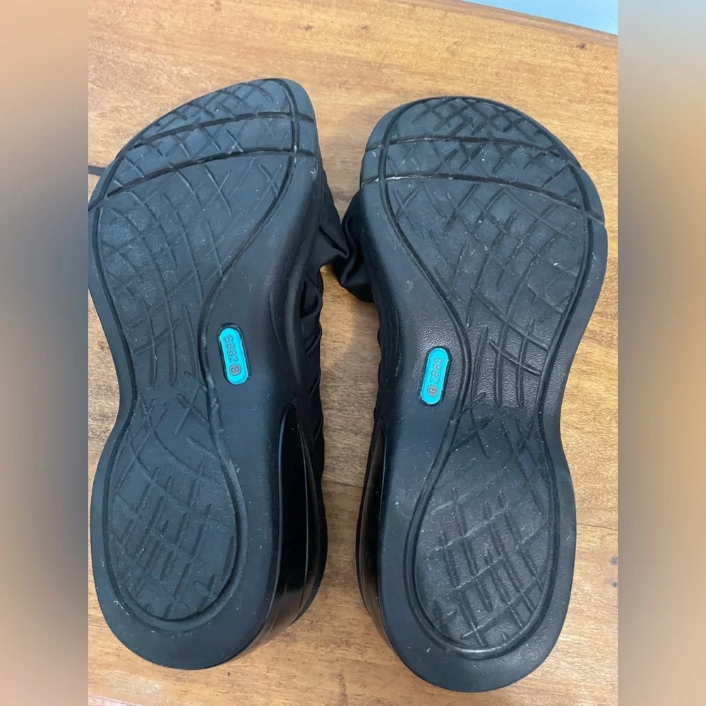 Bzees Fabric Slide Sandals - Size 10
